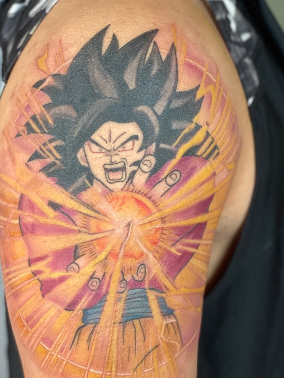 Tatuaje Goku Super Saiyan Dragon Ball color — CAOS Art Tattoo Chile