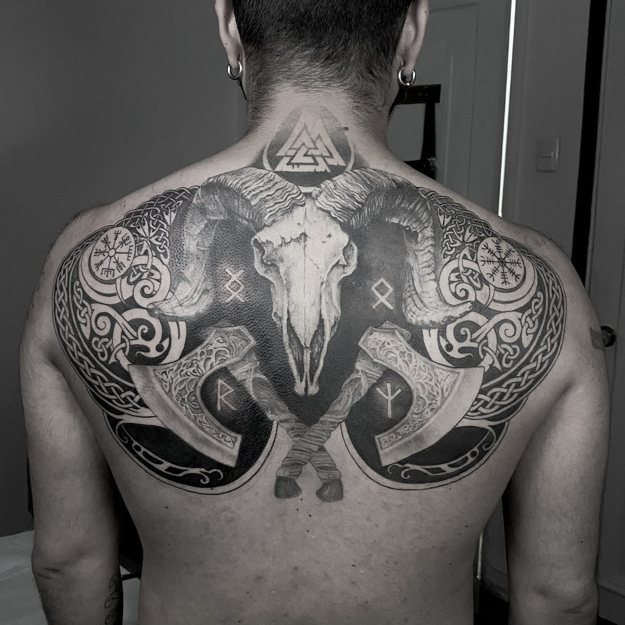Black & Grey — CAOS Art Tattoo Chile