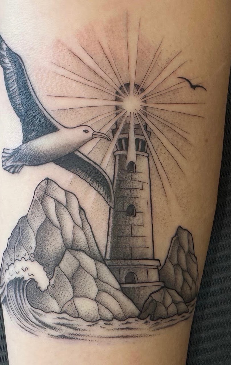 Tatuaje Copo de nieve fineline minimalista — CAOS Art Tattoo Chile